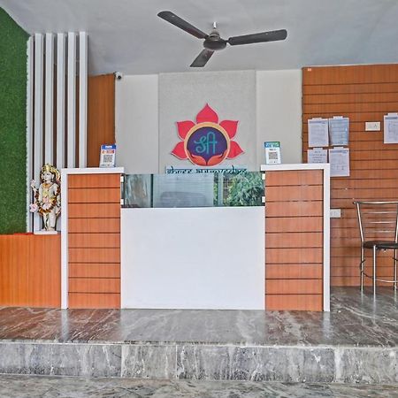 فاراناسي Oyo 7498 Hotel Aparajita المظهر الخارجي الصورة